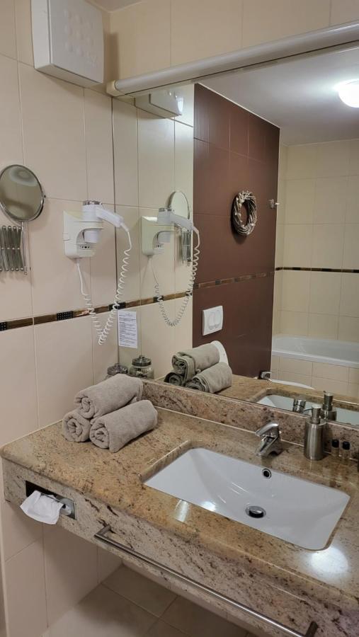 Apartment Residence Marina Portoroz Levant 203&202 Bagian luar foto