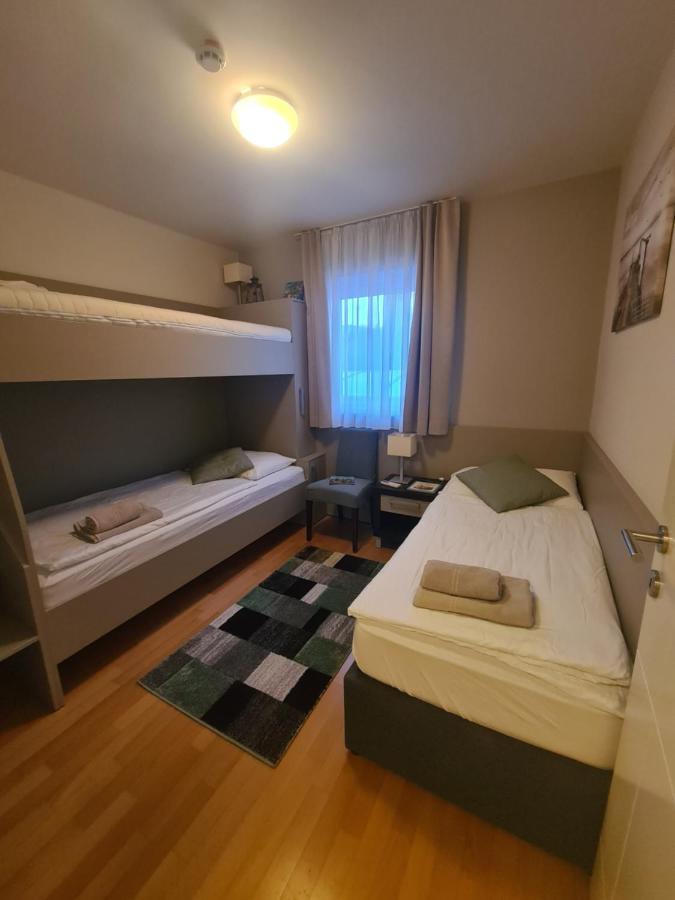 Apartment Residence Marina Portoroz Levant 203&202 Bagian luar foto